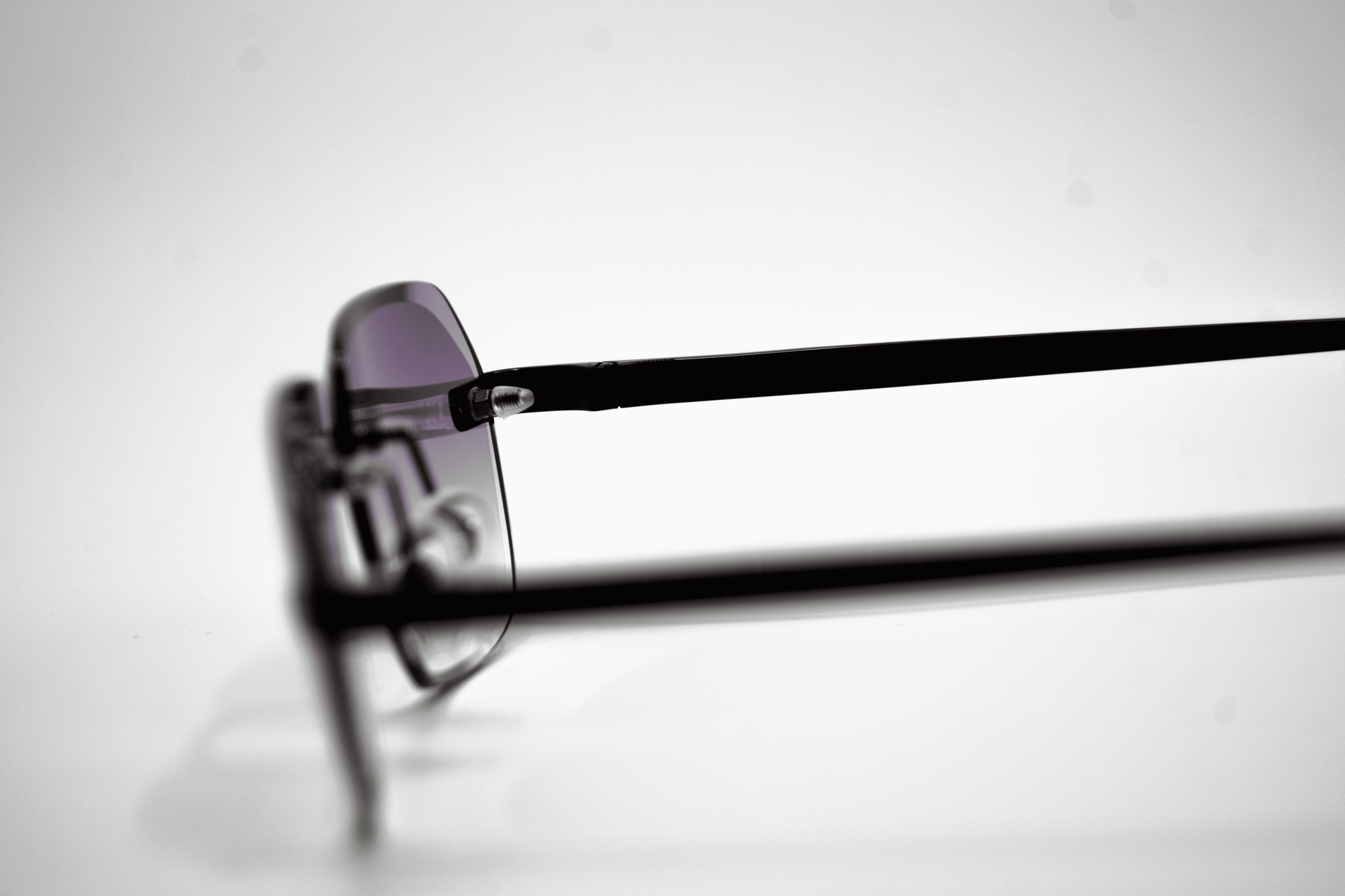 Black OVO Purple Sonnenbrille